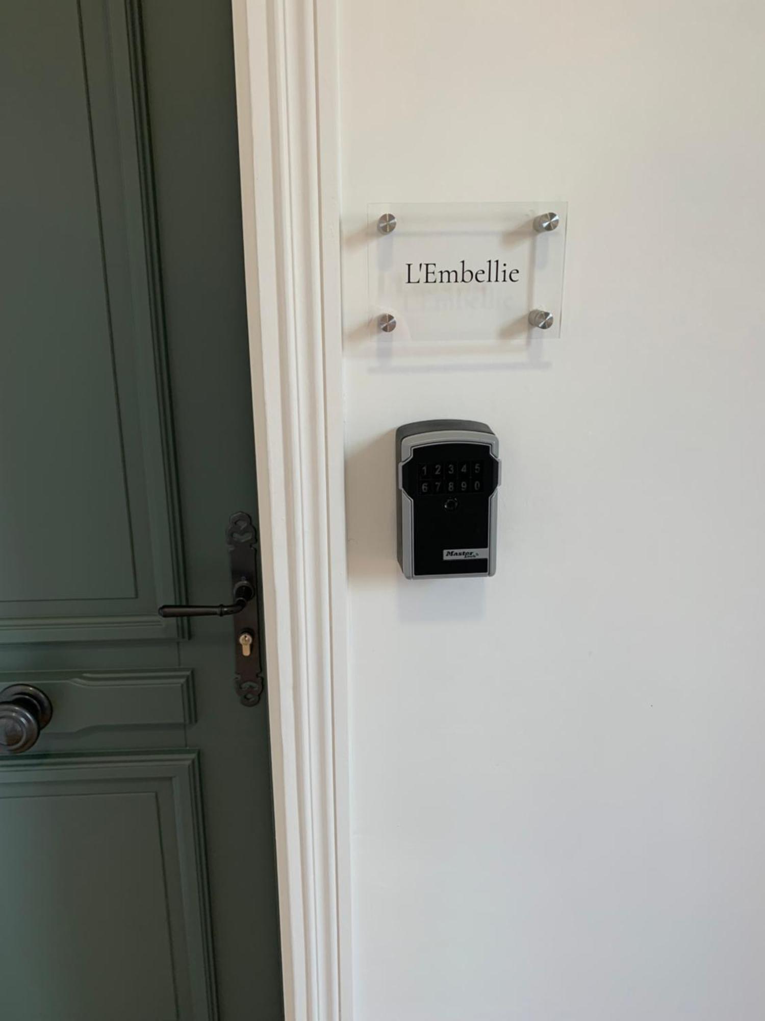 Le Carre Courtois Lägenhet Luisant Exteriör bild